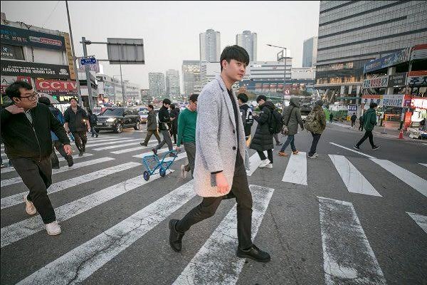 Giới trẻ Hàn Quốc vỡ giấc mộng đổi đời bằng tiền ảo