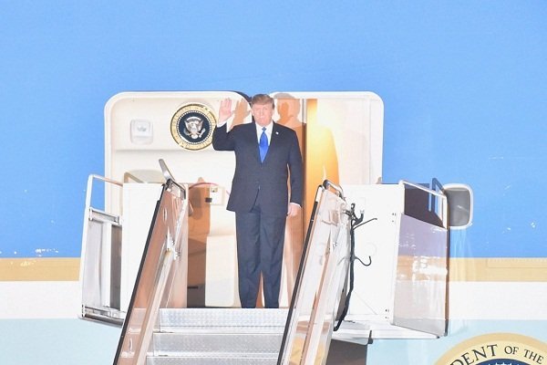 Tổng thống Mỹ Donald Trump đến Hà Nội