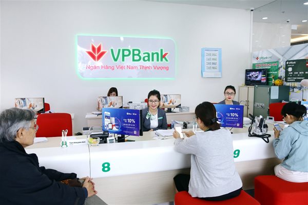 VPBank lãi 7.199 tỉ đồng, lợi nhuận tăng nhờ cắt giảm chi phí