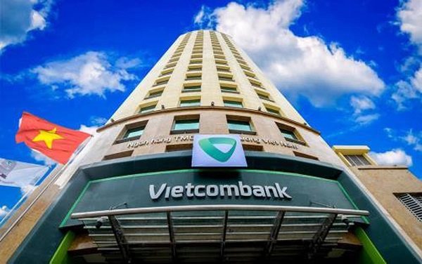 Vietcombank lập kỷ lục lợi nhuận 9 tháng, nhưng nợ xấu tăng cao
