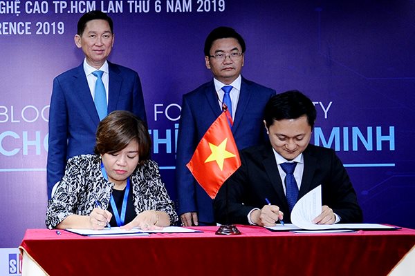 Khu công nghệ cao TPHCM hợp tác thúc công nghệ blockchain