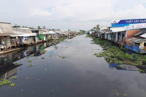 Chưa khắc phục phục xong ô nhiễm, nhà máy đường Long Mỹ Phát lại xả thải tiếp? Chưa khắc phục phục xong ô nhiễm, nhà máy đường Long Mỹ Phát lại xả thải tiếp?