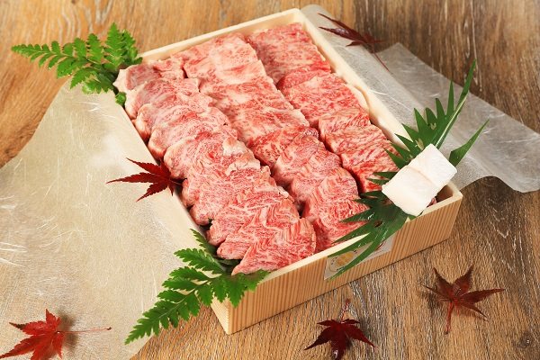 Khi giỏ quà Tết có thịt bò Kobe, Wagyu, nông sản organic