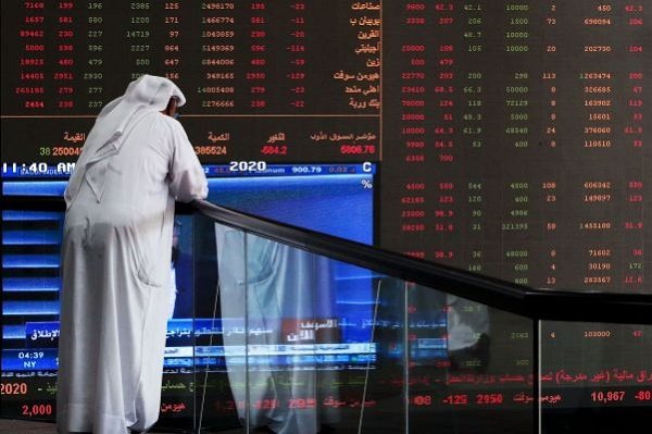 Giá dầu rơi thẳng đứng vì cuộc chiến giá giữa Saudi Arabia và Nga
