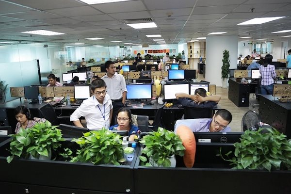 Ngành ngân hàng, quảng cáo, đối ngoại sẽ thừa người?