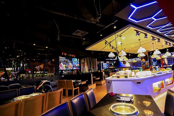 Bên bờ vực sụp đổ, các chuỗi kinh doanh F&B 'biến thù thành bạn'
