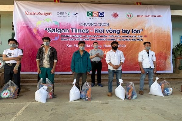 'Saigon Times – Nối vòng tay lớn' tới vùng cao biên giới Hà Giang