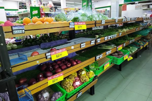Thực phẩm tươi sống lên 'mây' Thực phẩm tươi sống lên 'mây'