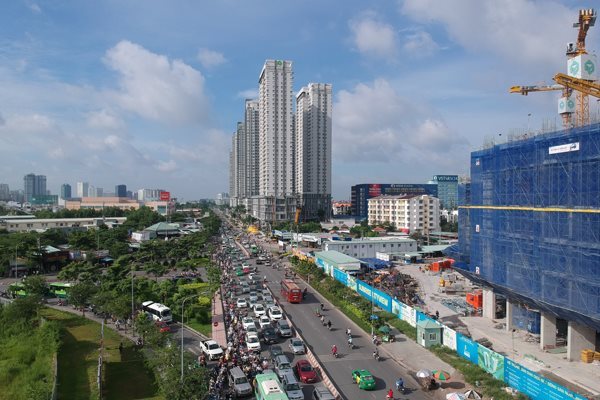 Hàng trăm dự án treo ở TPHCM đang chờ kích hoạt