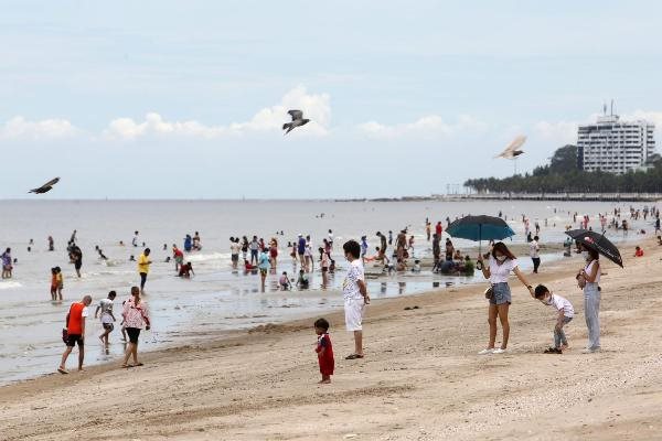 Thái Lan trợ giá phòng khách sạn và vé máy bay để kích cầu du lịch nội địa