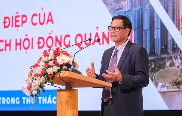 Cựu CEO Coteccons mua vào hơn một nửa lượng cổ phiếu đăng ký