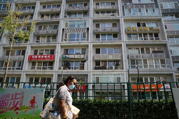 Chủ căn hộ cho thuê ở Trung Quốc vỡ mộng vì Covid-19