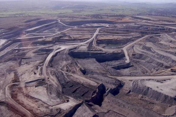 Tập đoàn khai mỏ lớn nhất thế giới lên kế hoạch thoát khỏi mảng than