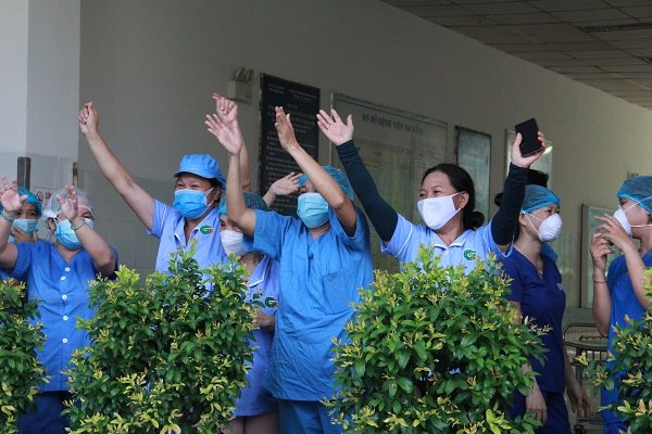 Được dỡ bỏ lệnh phong tỏa, Bệnh viện Đà Nẵng chuẩn bị đón bệnh nhân trở lại