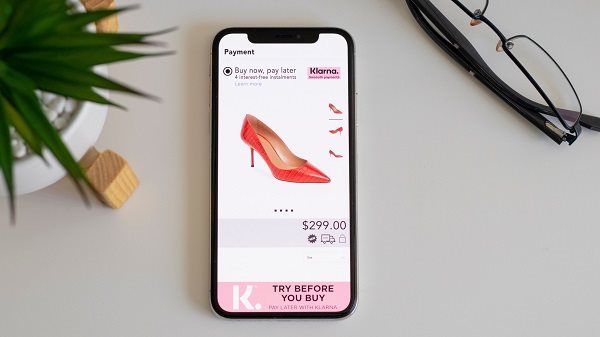 Dịch vụ 'mua trước, trả tiền sau' bùng nổ