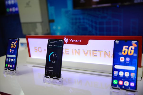 Nguy cơ lãng phí trong cuộc chạy đua thương mại hóa mạng 5G