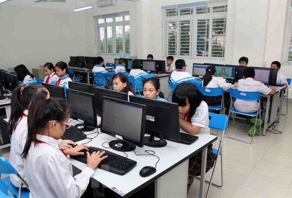 Bộ Giáo dục và Đào tạo đề nghị giữ nguyên học phí năm học 2021 - 2022