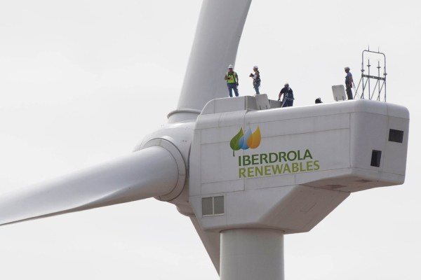 'Ông lớn' năng lượng của châu Âu đặt cược vào năng lượng tái tạo