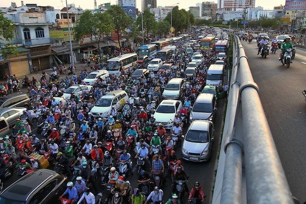 Để giảm thiểu tình trạng di dân ra khỏi ĐBSCL: 'Đau ở đâu, trị ở đó'