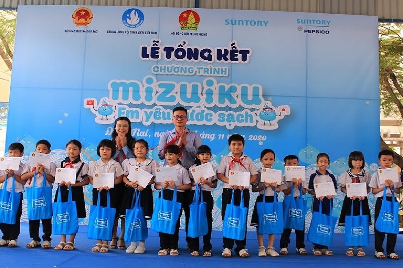 Hơn 45.000 học sinh được tuyên truyền bảo vệ tài nguyên nước với “Mizuiku - Em Yêu Nước Sạch”