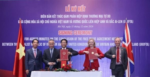 Một năm dấn thân vào các hiệp định thương mại tự do toàn cầu