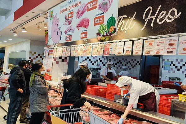 TPHCM tăng giá bán lẻ thịt heo bình ổn