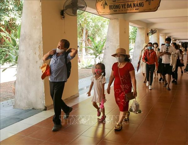 Mở tour du lịch cách ly kết hợp đánh golf: liệu có khả thi?
