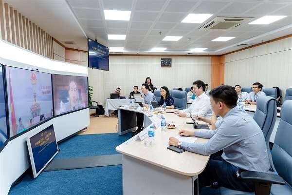 FPT lãi 5.261 tỉ đồng trong năm Covid 2020