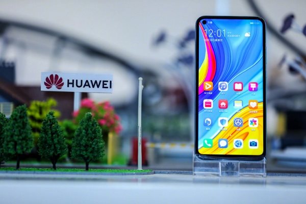 Huawei bán thương hiệu smartphone cao cấp dòng P và Mate?