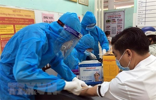 Thêm 27 bệnh nhân, Việt Nam có 208 ca Covid-19 ở cộng đồng trong 4 ngày