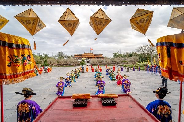 Tái hiện Lễ Nguyên đán thời Nguyễn bằng hình thức sân khấu hóa Tái hiện Lễ Nguyên đán thời Nguyễn bằng hình thức sân khấu hóa