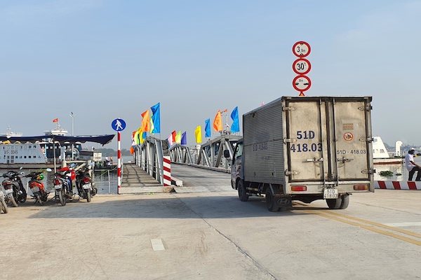 Tư vấn độc lập sẽ thẩm định phà quá hạn sử dụng ở bến Rạch Miễu, Tân Phú