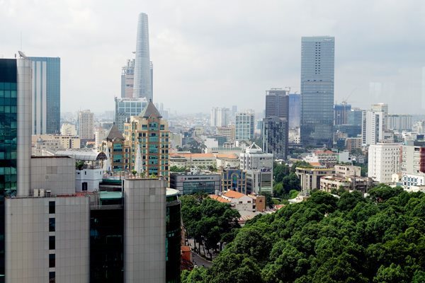 Sau Moody's, đến lượt Fitch Ratings nâng triển vọng tín nhiệm Việt Nam