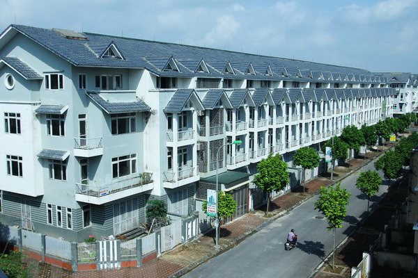 Bất động sản Hà Nội: biệt thự sôi động, chung cư đìu hiu