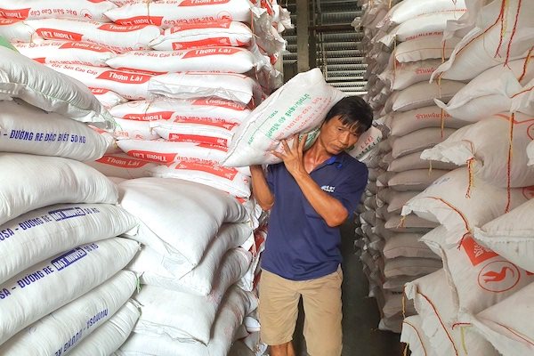Việt Nam áp thuế nhập khẩu gạo từ Ấn Độ ra sao?
