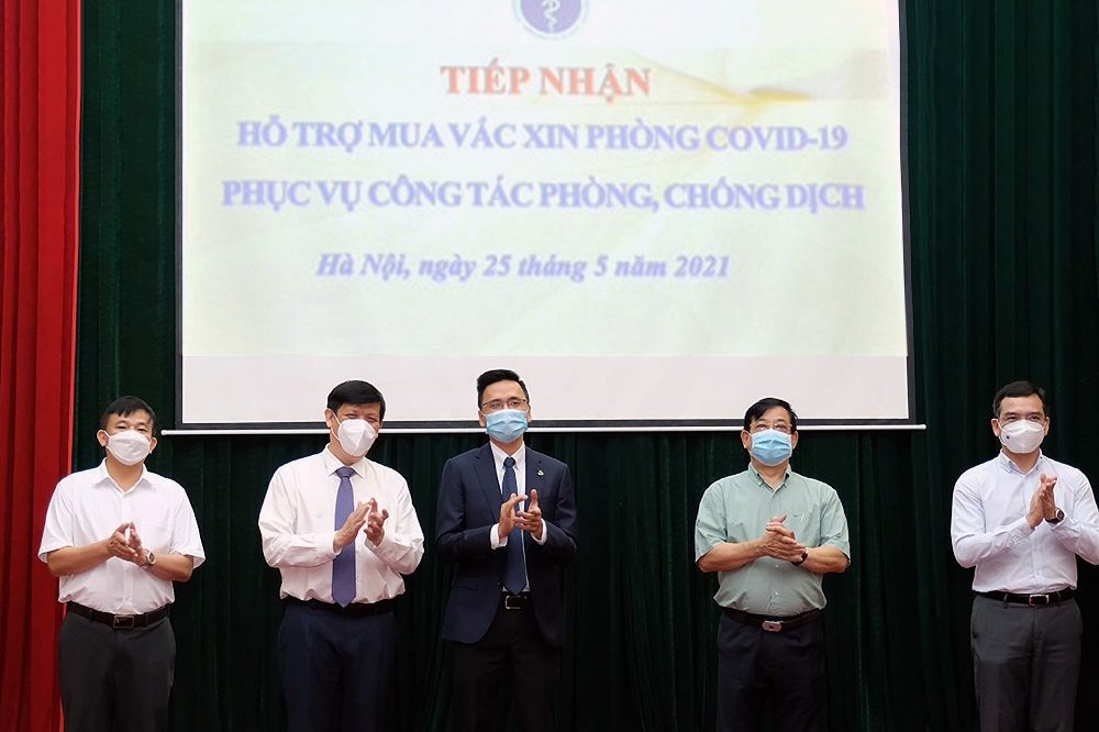 An Phát Holdings ủng hộ 20 tỉ đồng để Chính phủ mua vaccine ngừa Covid-19