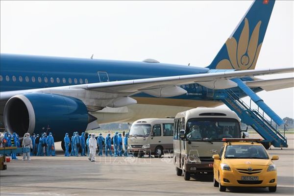 Các chuyến bay đưa người Việt về nước sẽ không hạ cánh tại TPHCM
