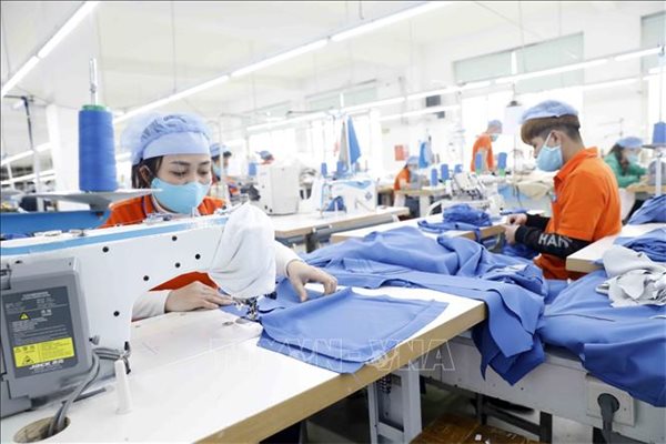 Ngành may mặc không lo thiếu đơn hàng mà lo thiếu lao động Ngành may mặc không lo thiếu đơn hàng mà lo thiếu lao động