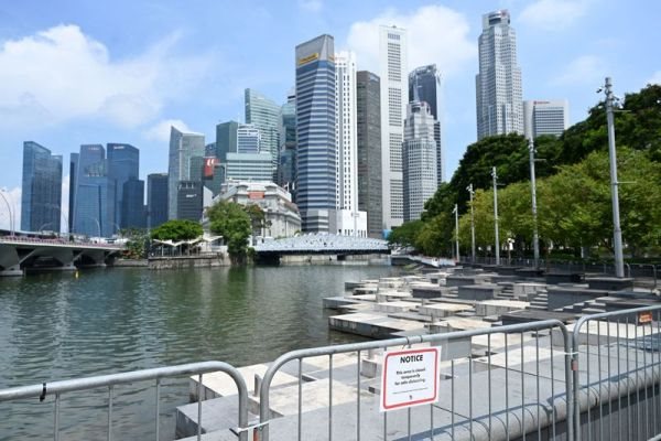 Singapore ‘đau đầu’ với kế hoạch tái mở cửa biên giới