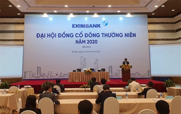 Cổ đông đề nghị bãi nhiệm 5 thành viên hội đồng quản trị Eximbank