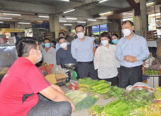 TPHCM: kiểm tra cung ứng hàng hóa ở các chợ truyền thống