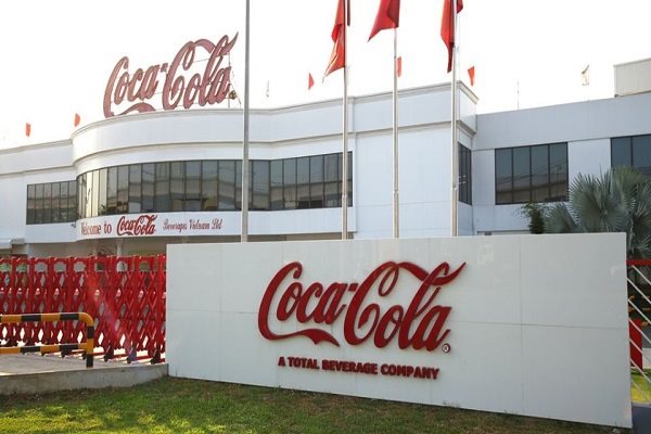 Nhà máy Coca-Cola tại Hà Nội phải dừng sản xuất do công nhân nhiễm Covid-19