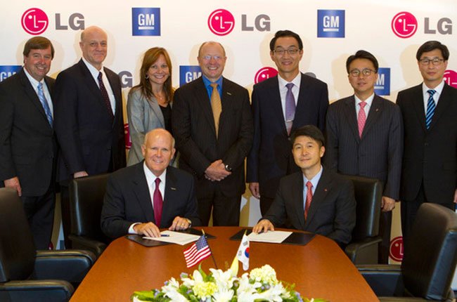GM ký hợp đồng hợp tác phát triển xe điện với LG