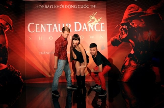 Cuộc thi nhảy Centaur Dance Showdown