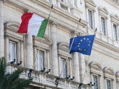 Standard & Poor hạ xếp hạng tín dụng của Ý