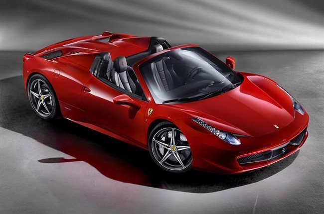 Ferrari công bố giá 458 Spider 2012
