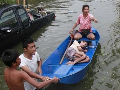 Thái Lan khẩn cấp đối phó khủng hoảng lũ lụt