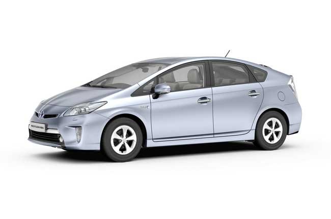 Toyota Prius Plug-in được giải xe 