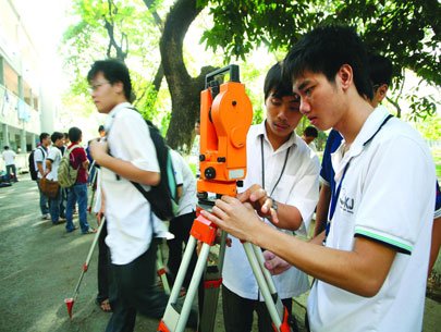 Học phí đại học và vấn đề giải trình trách nhiệm