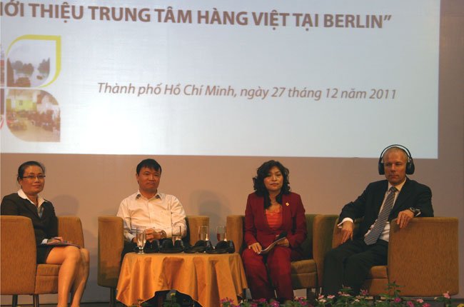 Ra mắt trung tâm hàng Việt Nam tại Đức